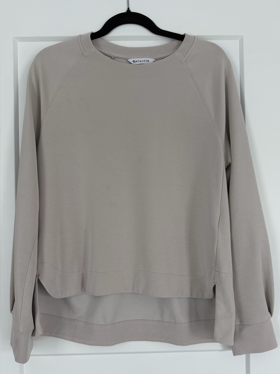 Athleta Tops - Athleta Seasoft Taupe Crewneck Lightweight Pullover, Medium